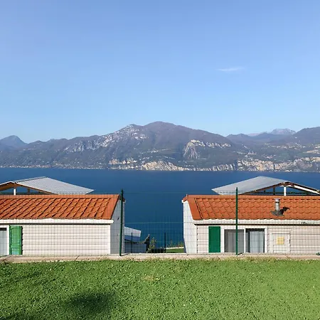 Le Terrazze Sul Garda Relais בית נופש